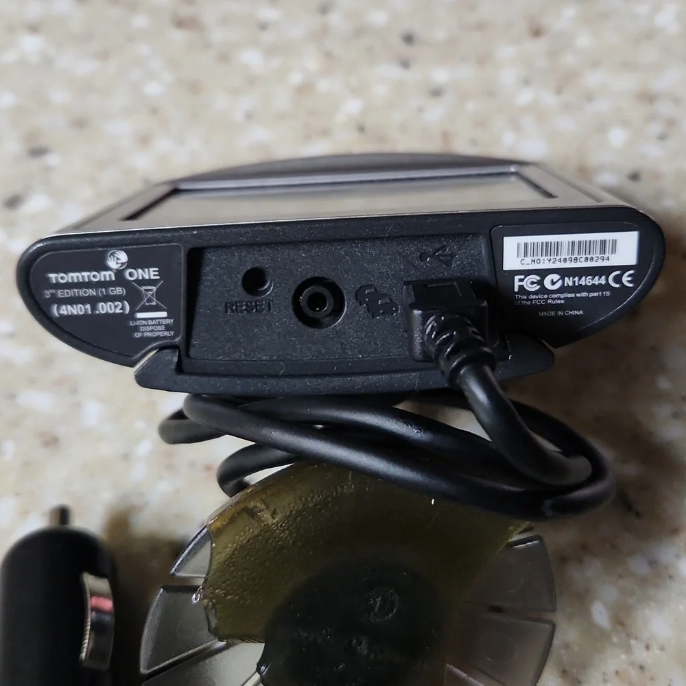 Tom Tom Portable GPS Vehicle Navigator